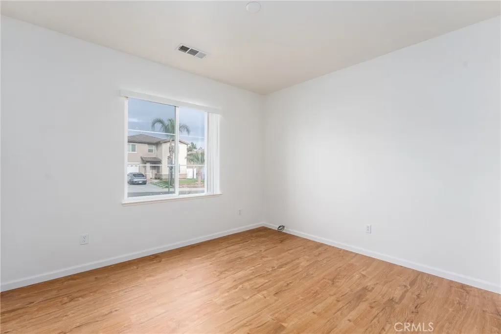 28913 Avalon Avenue, Moreno Valley, California 92555 home-pic-24