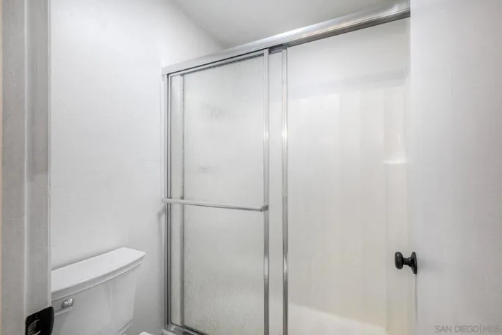 242 Eveningside Gln, Escondido, California 92026