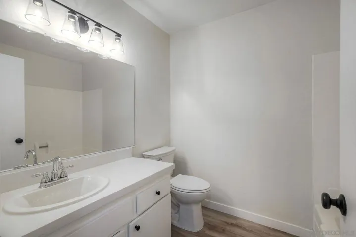 242 Eveningside Gln, Escondido, California 92026