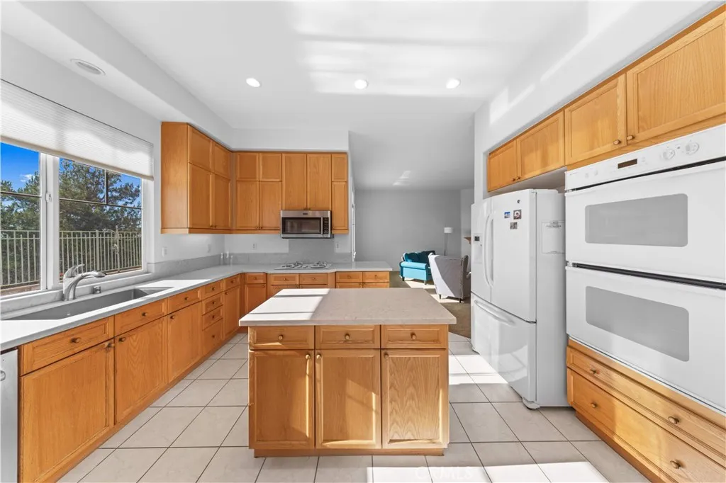 23295 Eagle Ridge, Mission Viejo, California 92692 home-pic-17