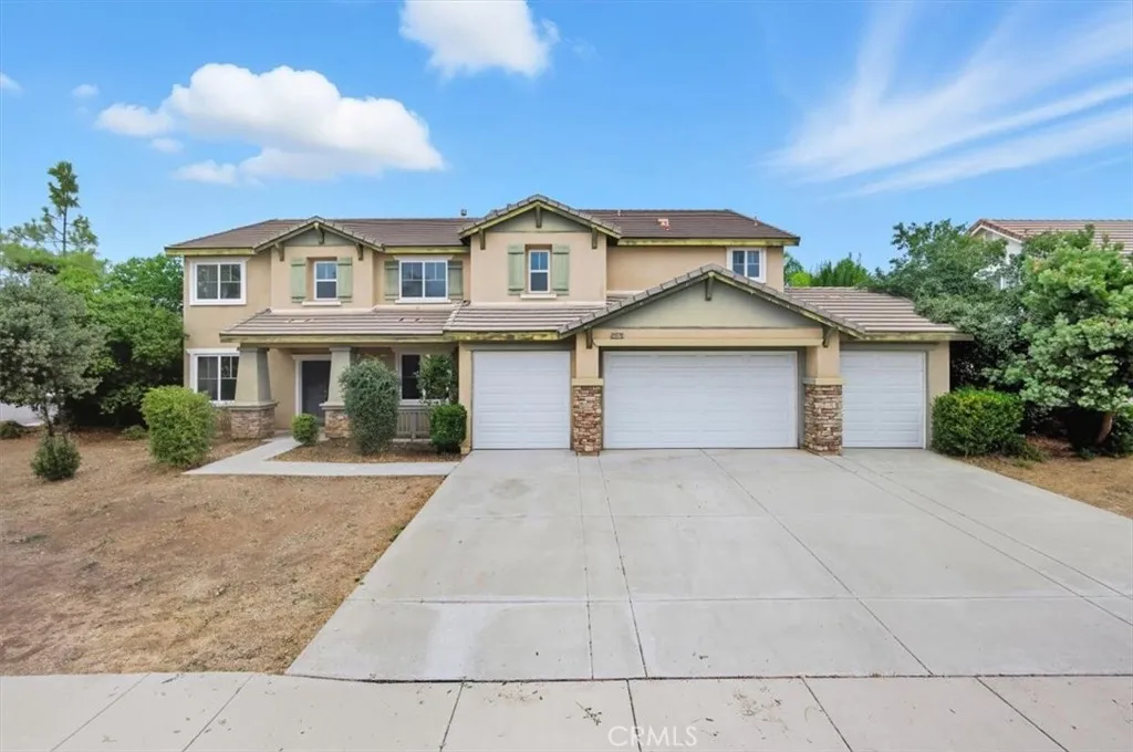 32670 Toleworth, Menifee, California 92584 home-pic-2
