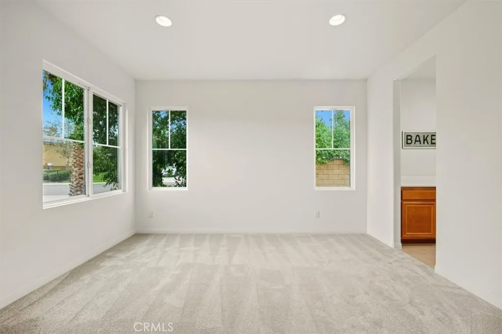 32670 Toleworth, Menifee, California 92584 home-pic-10