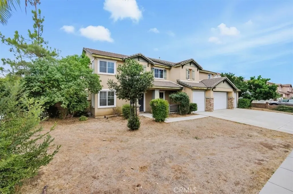 32670 Toleworth, Menifee, California 92584 home-pic-1