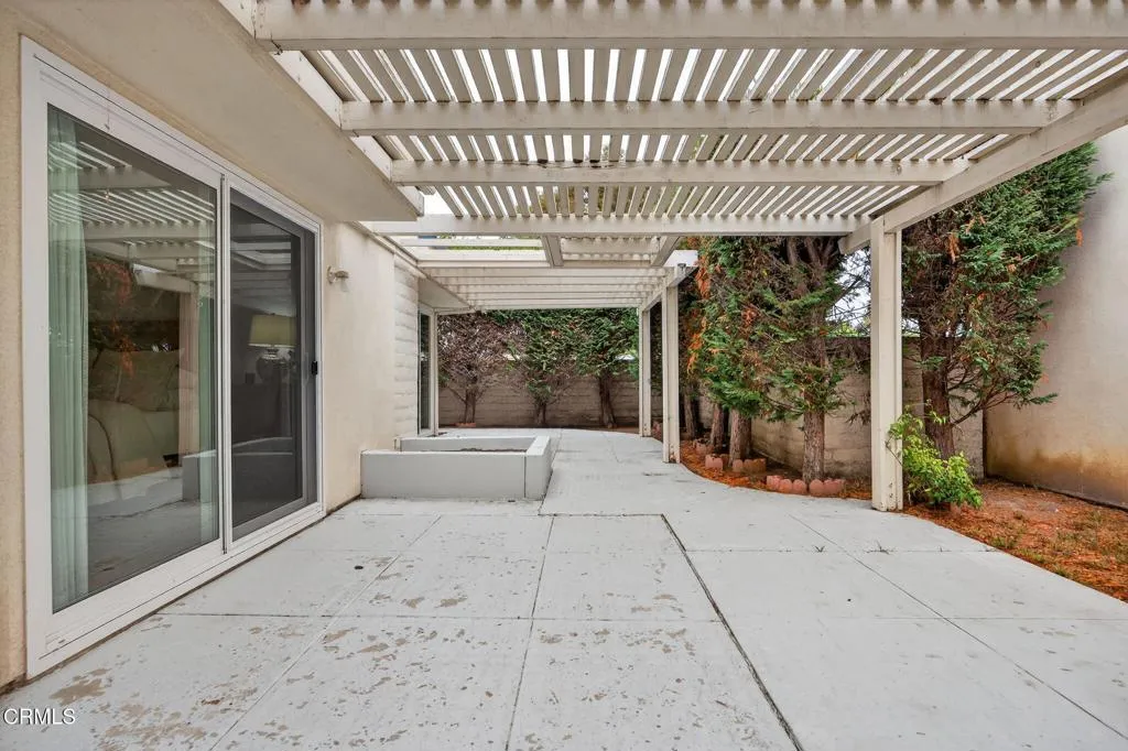 628 Sapphire Avenue, Ventura, California 93004 home-pic-43