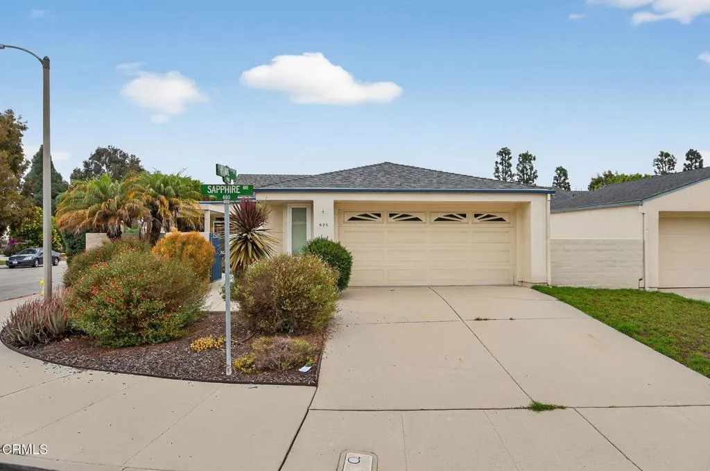 628 Sapphire Avenue, Ventura, California 93004 home-pic-6