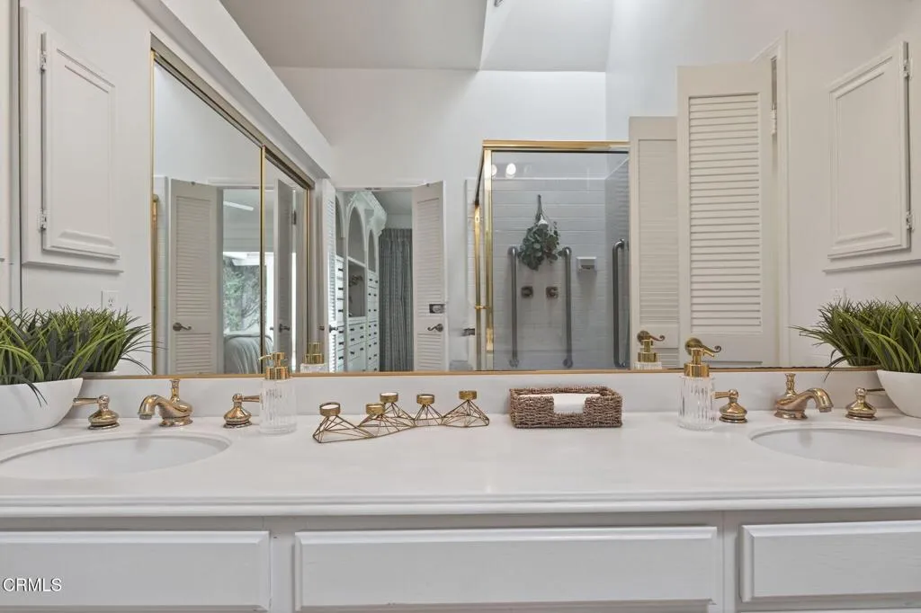 628 Sapphire Avenue, Ventura, California 93004 home-pic-30