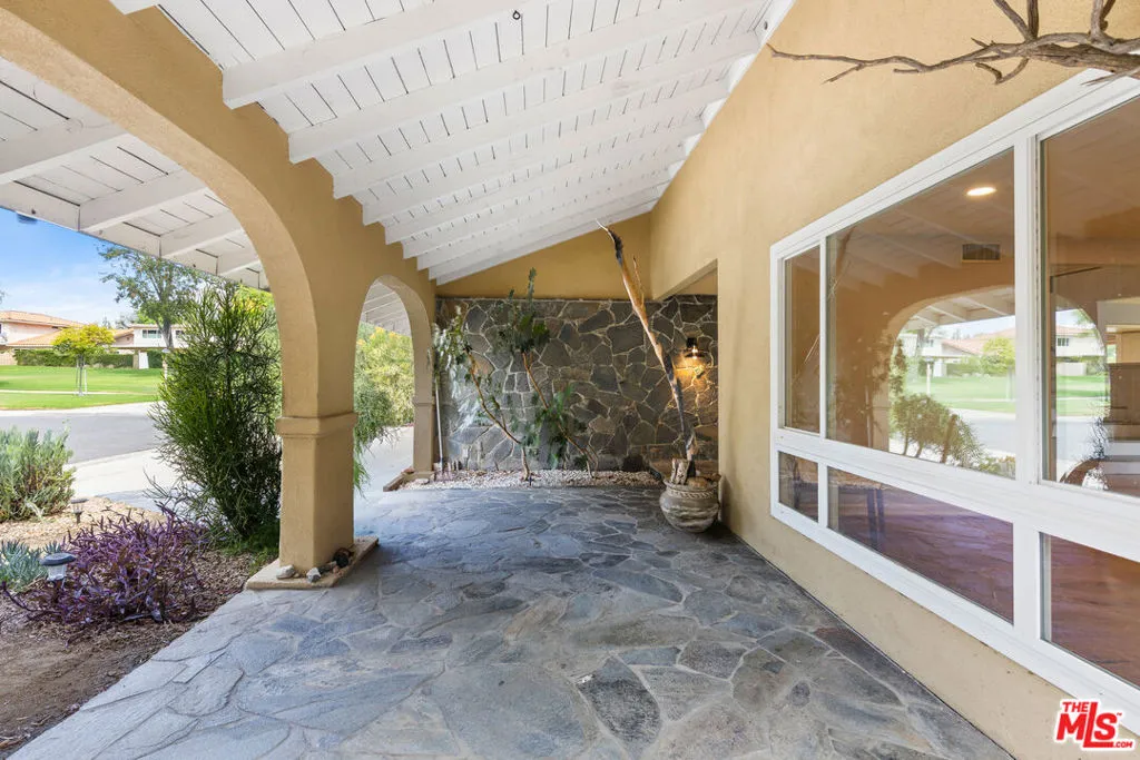 31906 Lyndbrook Court, Westlake Village, California 91361 home-pic-6