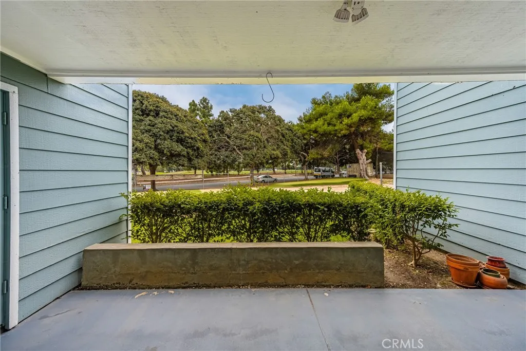6004 Bixby Village Drive 21, Long Beach, California 90803 home-pic-20