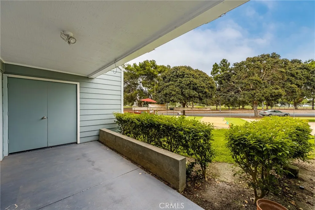 6004 Bixby Village Drive 21, Long Beach, California 90803 home-pic-22