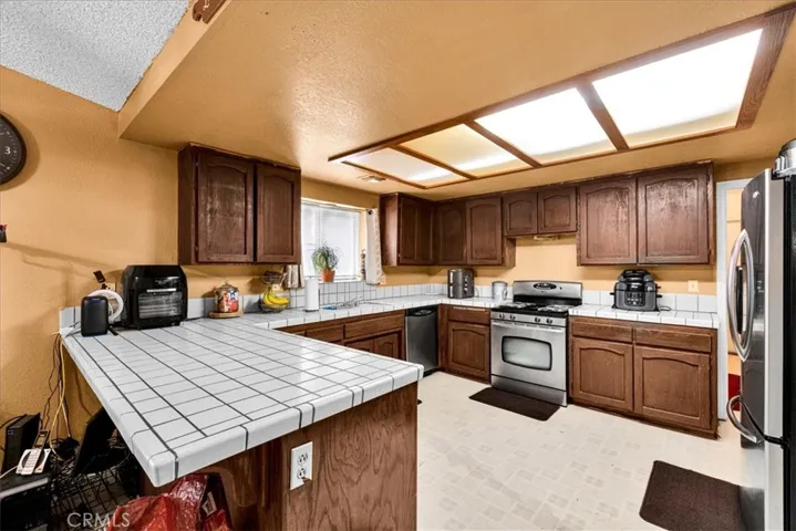 57616 Sierra Way, Yucca Valley, California 92284