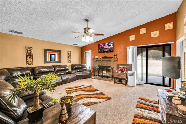 57616 Sierra Way, Yucca Valley, California 92284