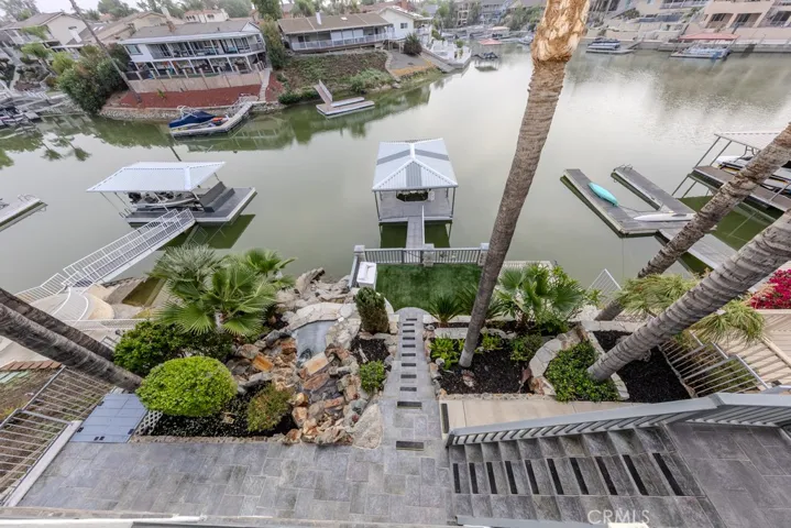 30208 White Wake, Canyon Lake, California 92587