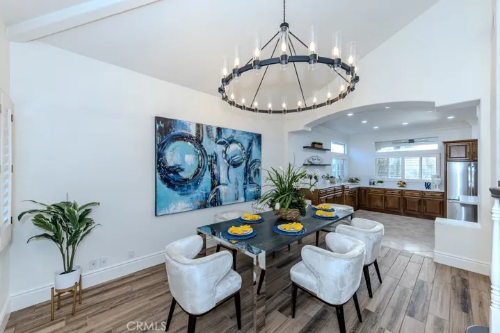 30208 White Wake, Canyon Lake, California 92587