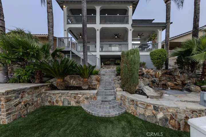 30208 White Wake, Canyon Lake, California 92587