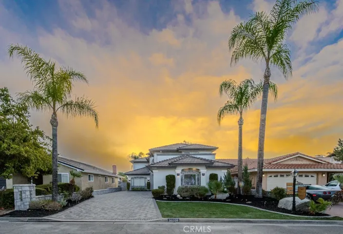 30208 White Wake, Canyon Lake, California 92587