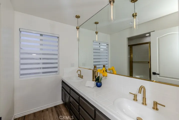 30208 White Wake, Canyon Lake, California 92587