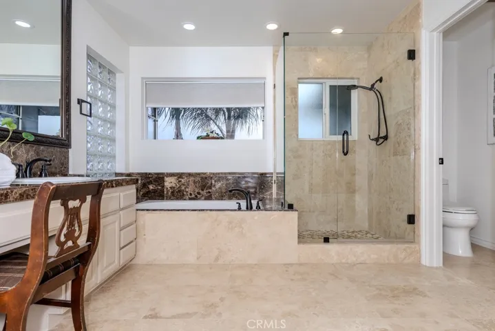 30208 White Wake, Canyon Lake, California 92587