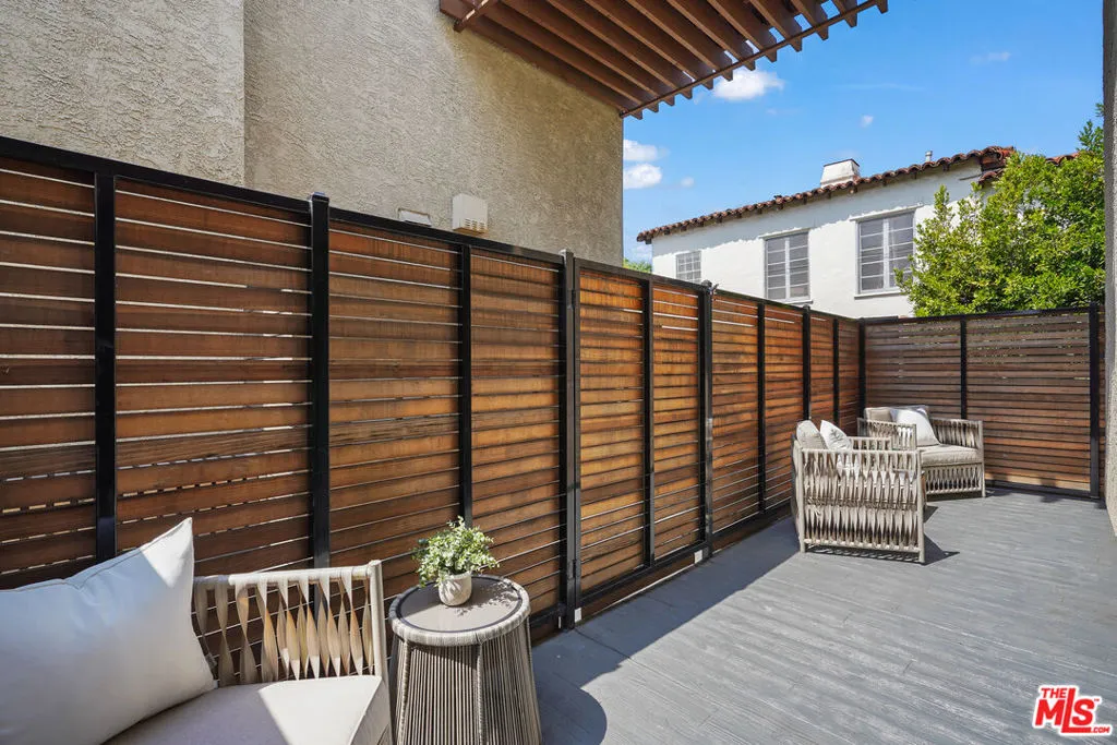 1655 Greenfield Avenue 3, Los Angeles, California 90025 home-pic-41