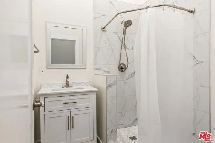 2336 Scarff Street 2338, Los Angeles, California 90007