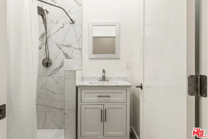 2336 Scarff Street 2338, Los Angeles, California 90007