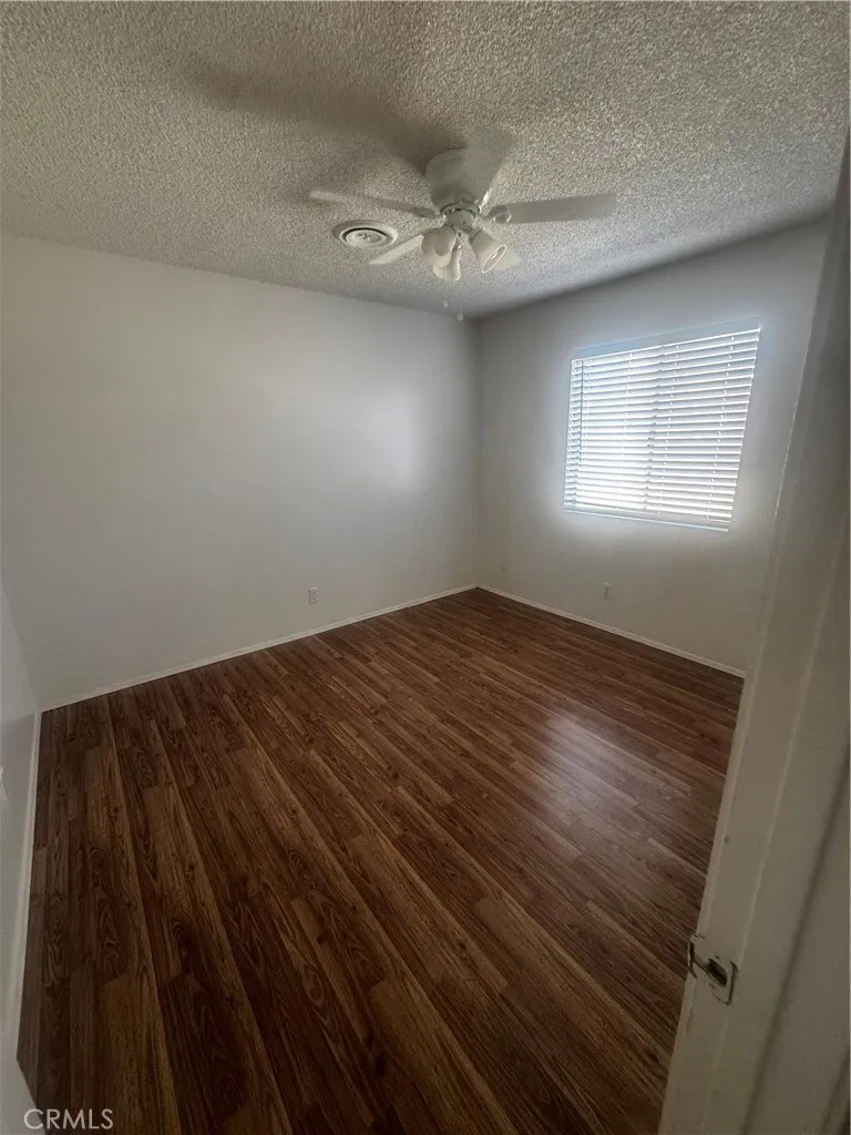 41376 Torrey Pine Court, Hemet, California 92544 home-pic-11