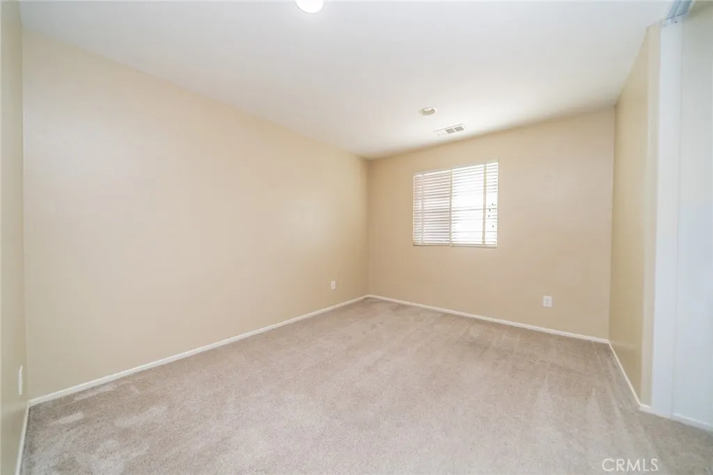 16013 Papago Place, Victorville, California 92394 home-pic-24