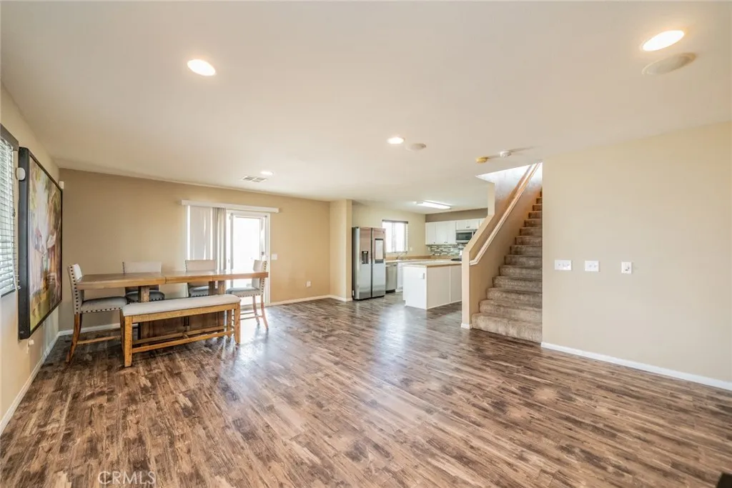 16013 Papago Place, Victorville, California 92394 home-pic-8