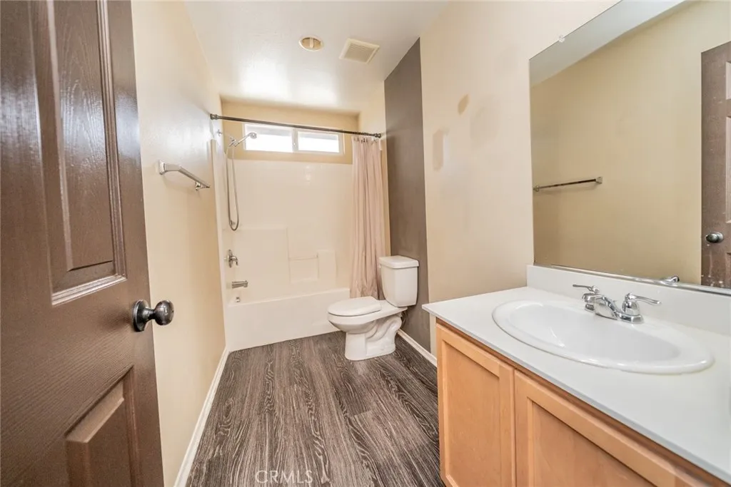 16013 Papago Place, Victorville, California 92394 home-pic-33