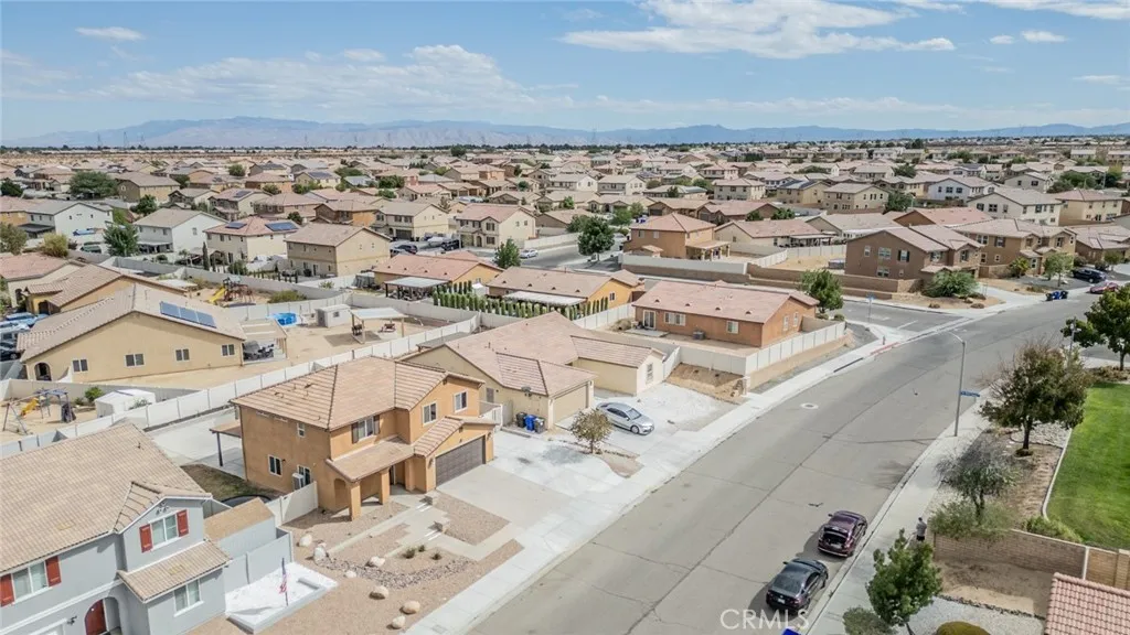 16013 Papago Place, Victorville, California 92394 home-pic-47