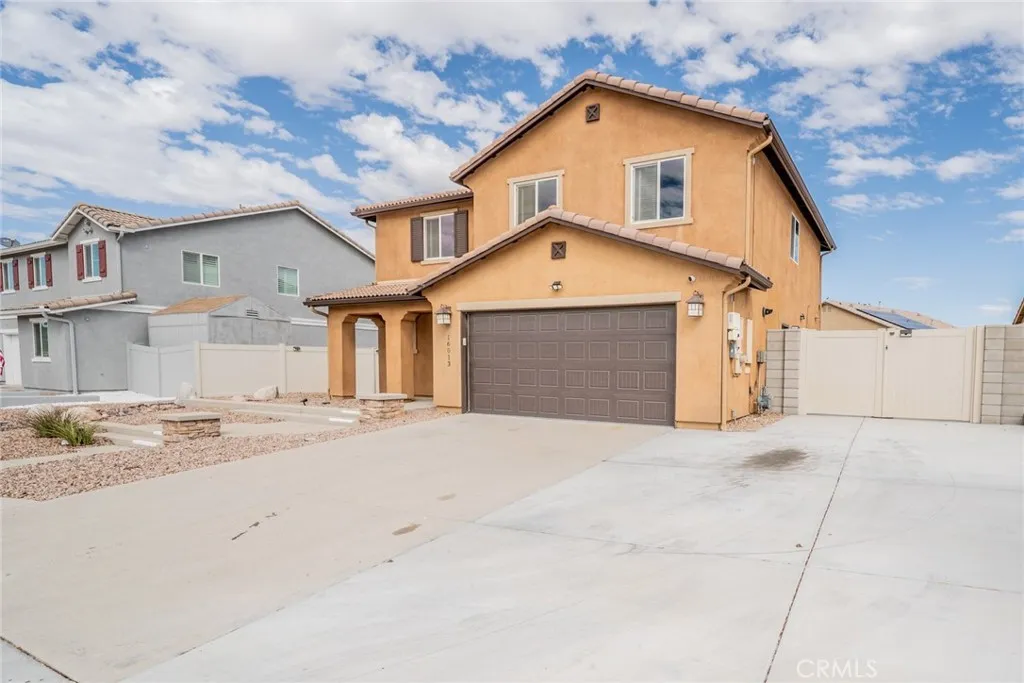 16013 Papago Place, Victorville, California 92394 home-pic-1