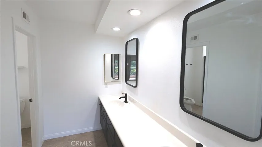 Primary Bath Dual-Sink setup