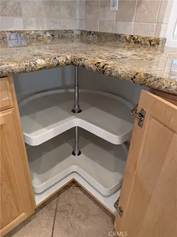 Built-in Lazy Susan make items easily accessible
