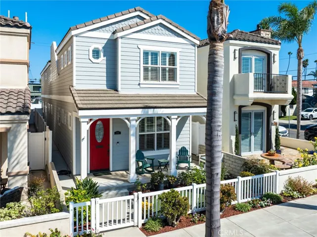 204 5th Street, Seal Beach, California 90740