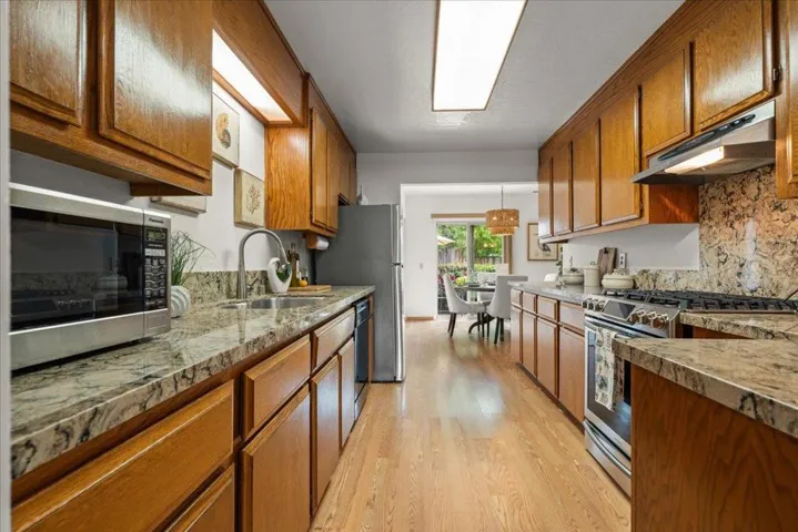 182 Hyannis Court, Aptos, California 95003