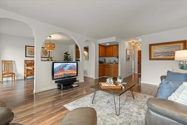 182 Hyannis Court, Aptos, California 95003