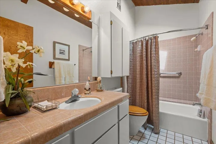 182 Hyannis Court, Aptos, California 95003