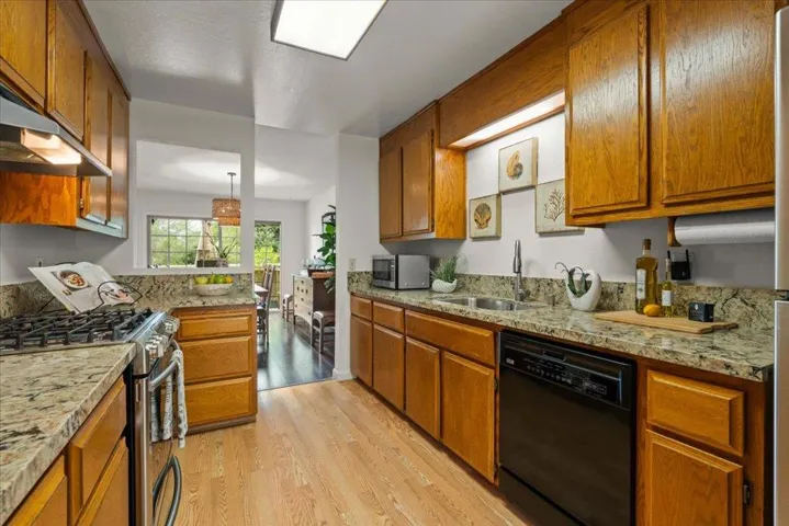 182 Hyannis Court, Aptos, California 95003