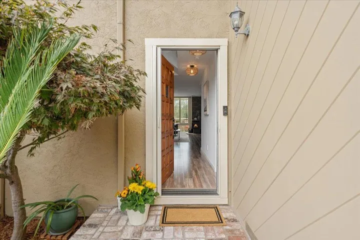 182 Hyannis Court, Aptos, California 95003
