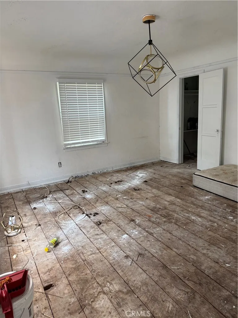 7830 7830 S Victoria, Los Angeles, California 90043 home-pic-8