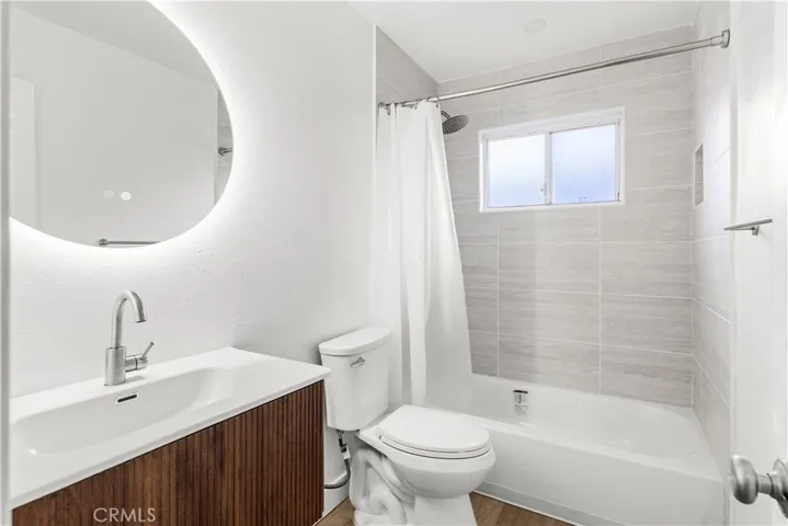 Unit 104 - 2 bedroom Townhome