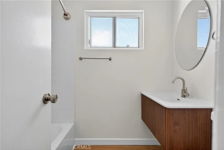 Unit 204 - Studio