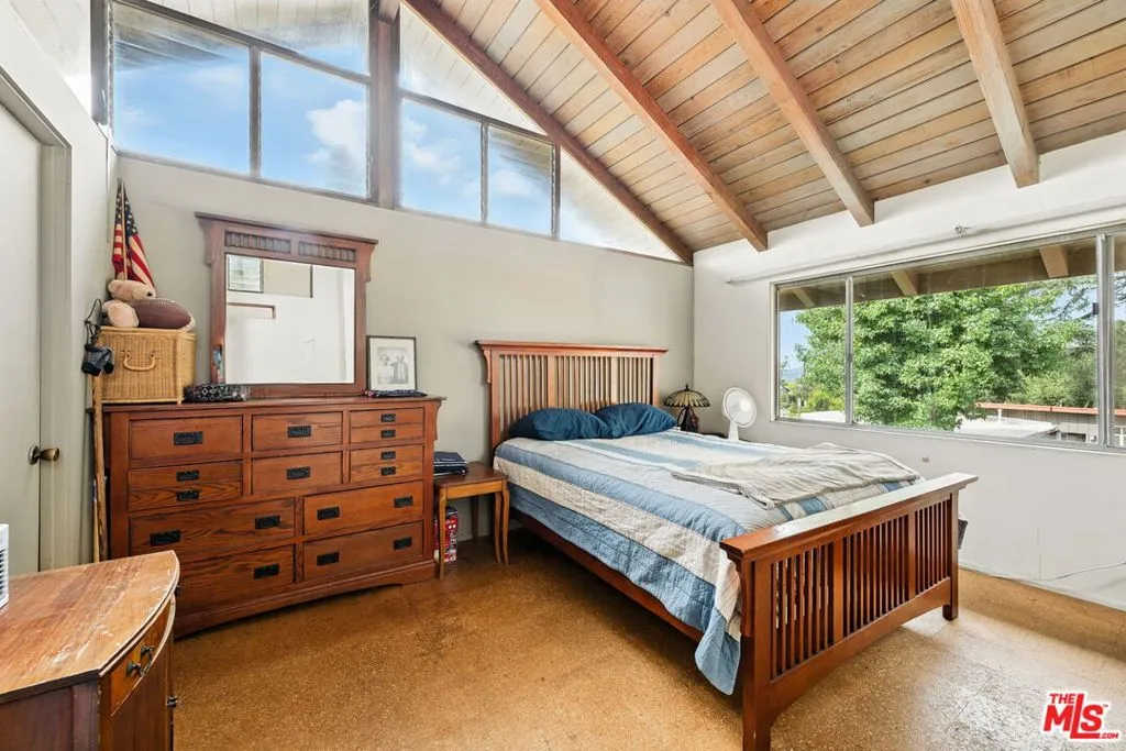 2186 Mar Vista Avenue, Altadena, California 91001 home-pic-13