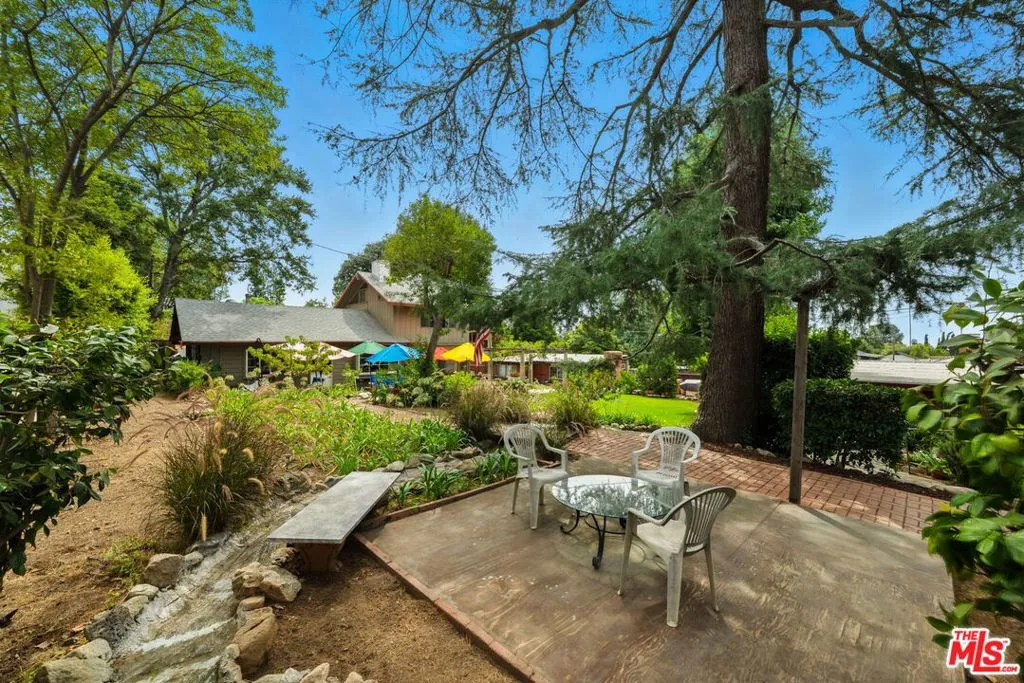 2186 Mar Vista Avenue, Altadena, California 91001 home-pic-10