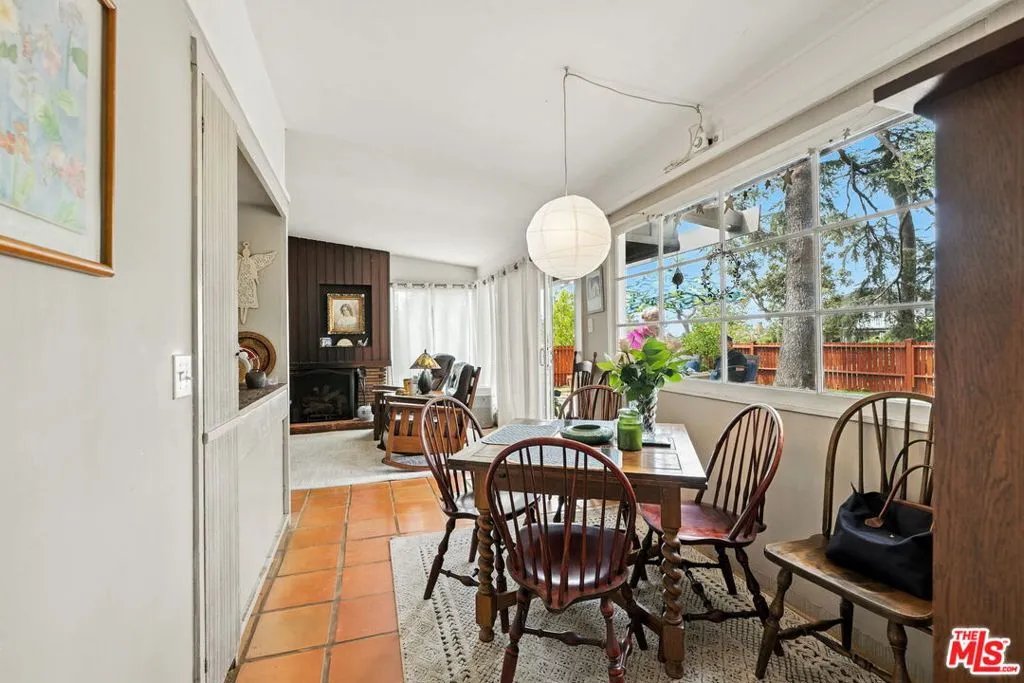 2186 Mar Vista Avenue, Altadena, California 91001 home-pic-37
