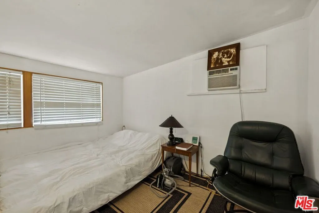 2186 Mar Vista Avenue, Altadena, California 91001 home-pic-28