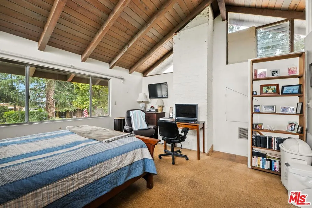 2186 Mar Vista Avenue, Altadena, California 91001 home-pic-14