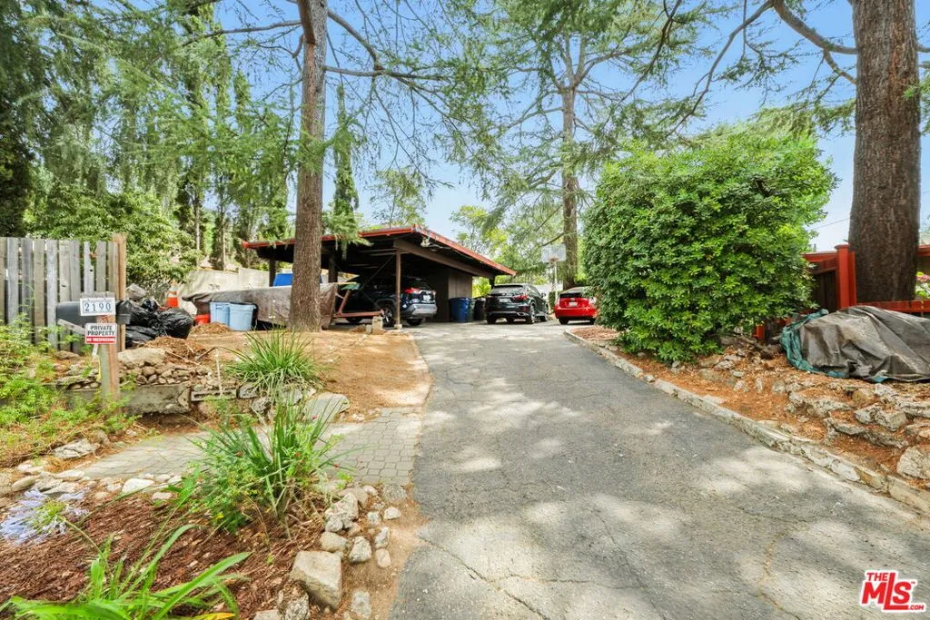 2186 Mar Vista Avenue, Altadena, California 91001 home-pic-43