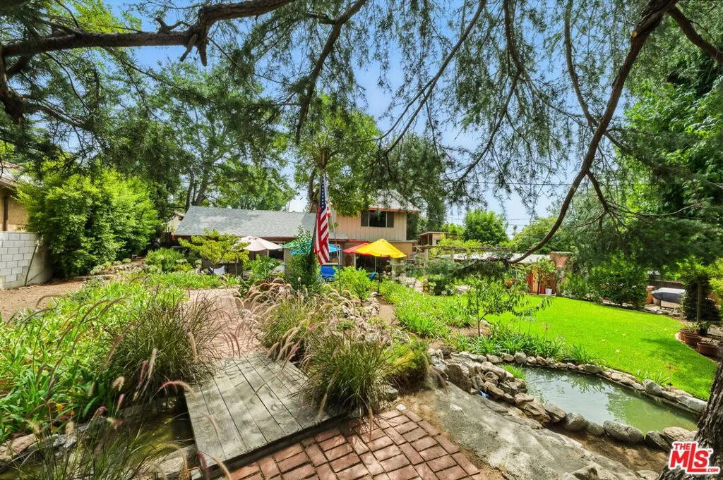 2186 Mar Vista Avenue, Altadena, California 91001 home-pic-8