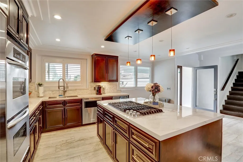 19127 Allingham Avenue, Cerritos, California 90703 home-pic-6