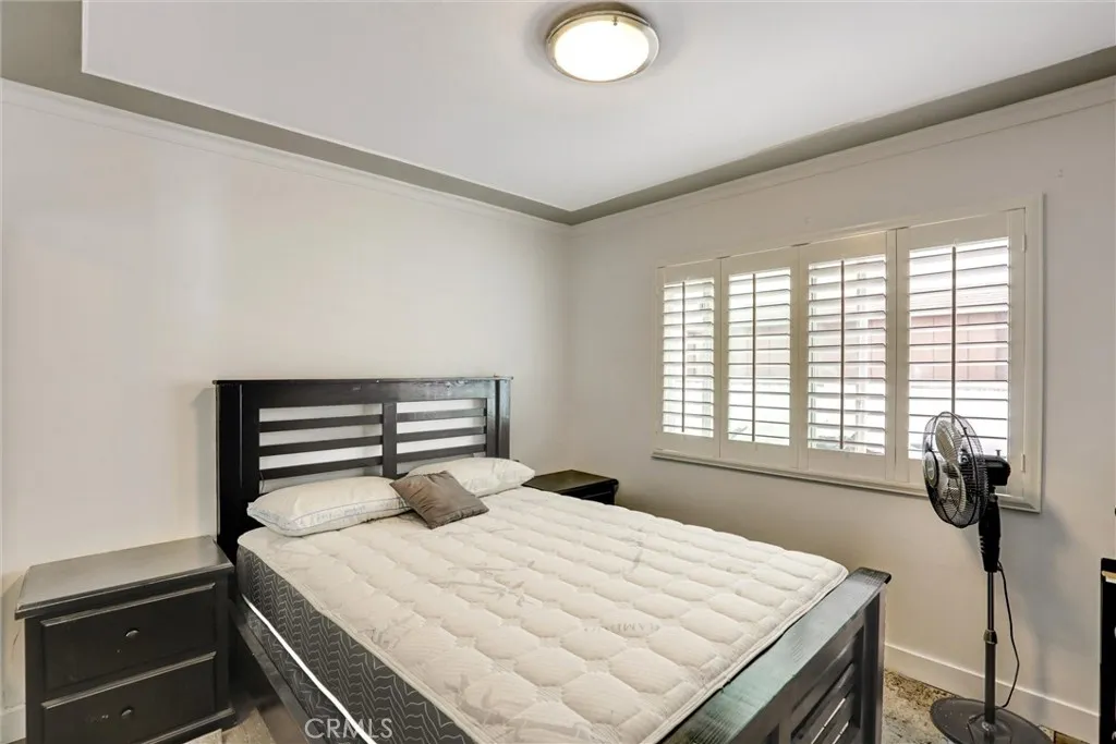 19127 Allingham Avenue, Cerritos, California 90703 home-pic-18